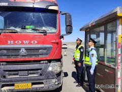 富蕴执法大队：强化联合执法，严查超限运输保畅通